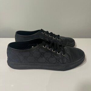 Womens Gucci Sneaker in black with logos